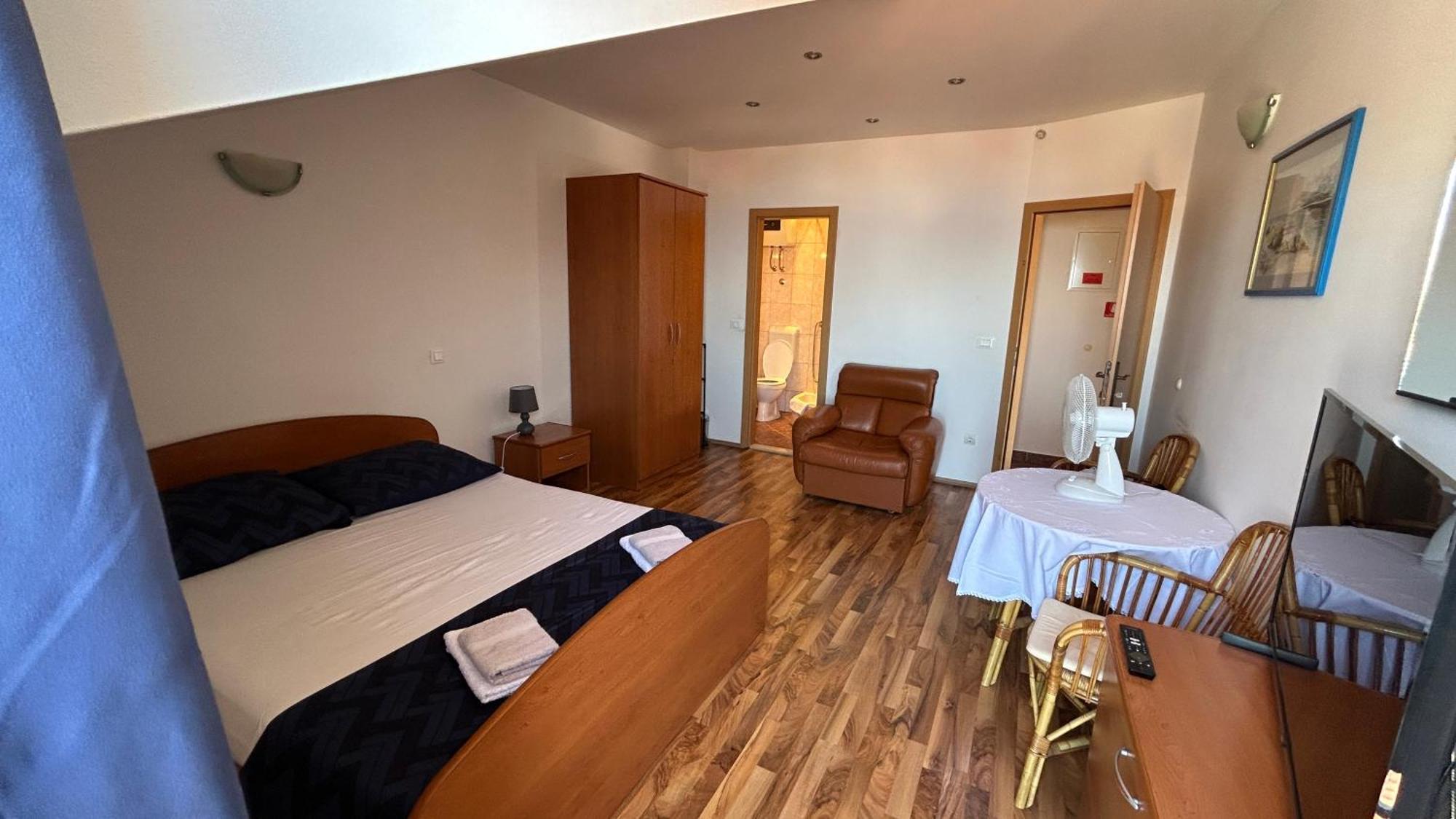 Apartman Senka Подгора Экстерьер фото