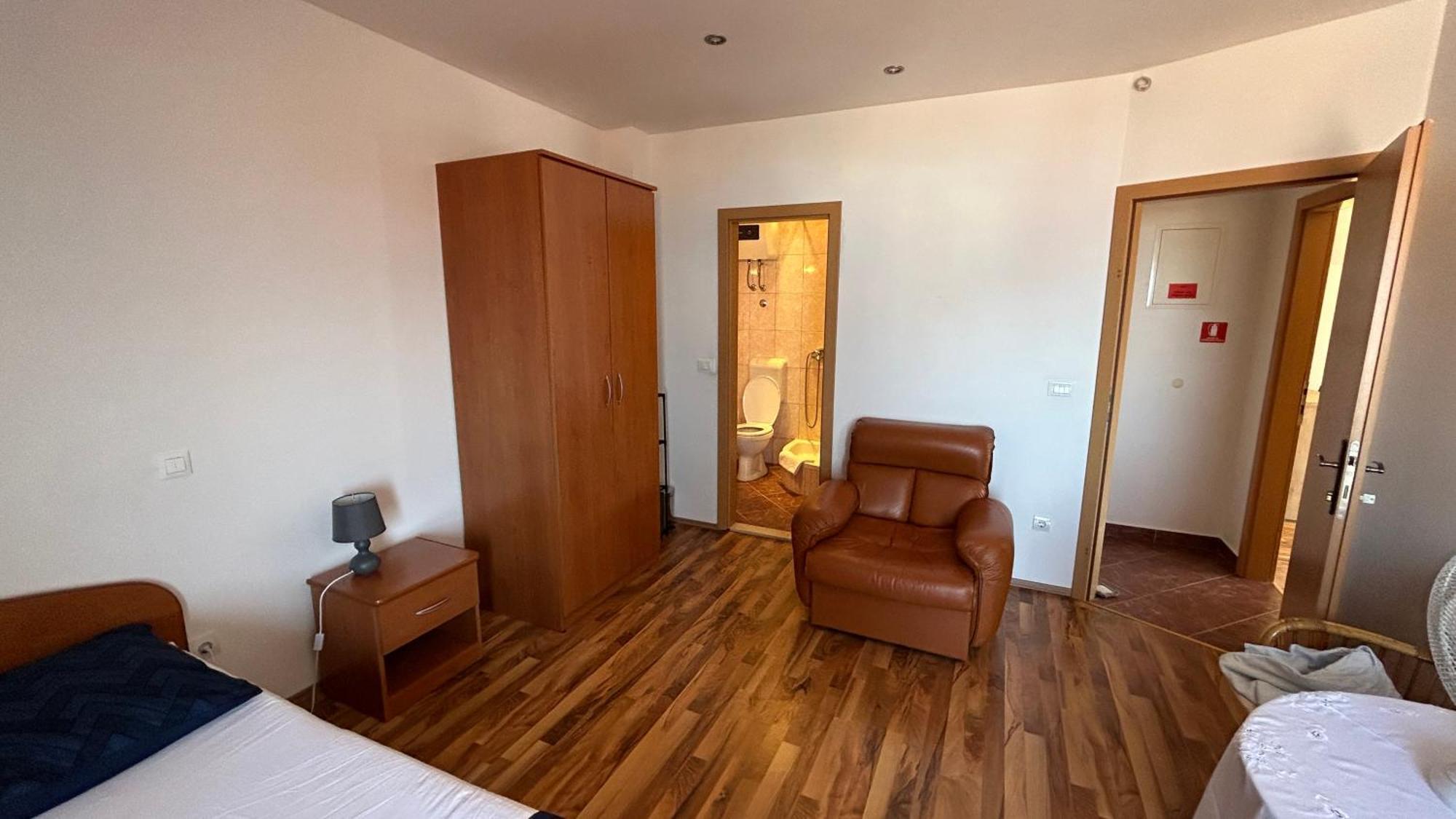 Apartman Senka Подгора Экстерьер фото