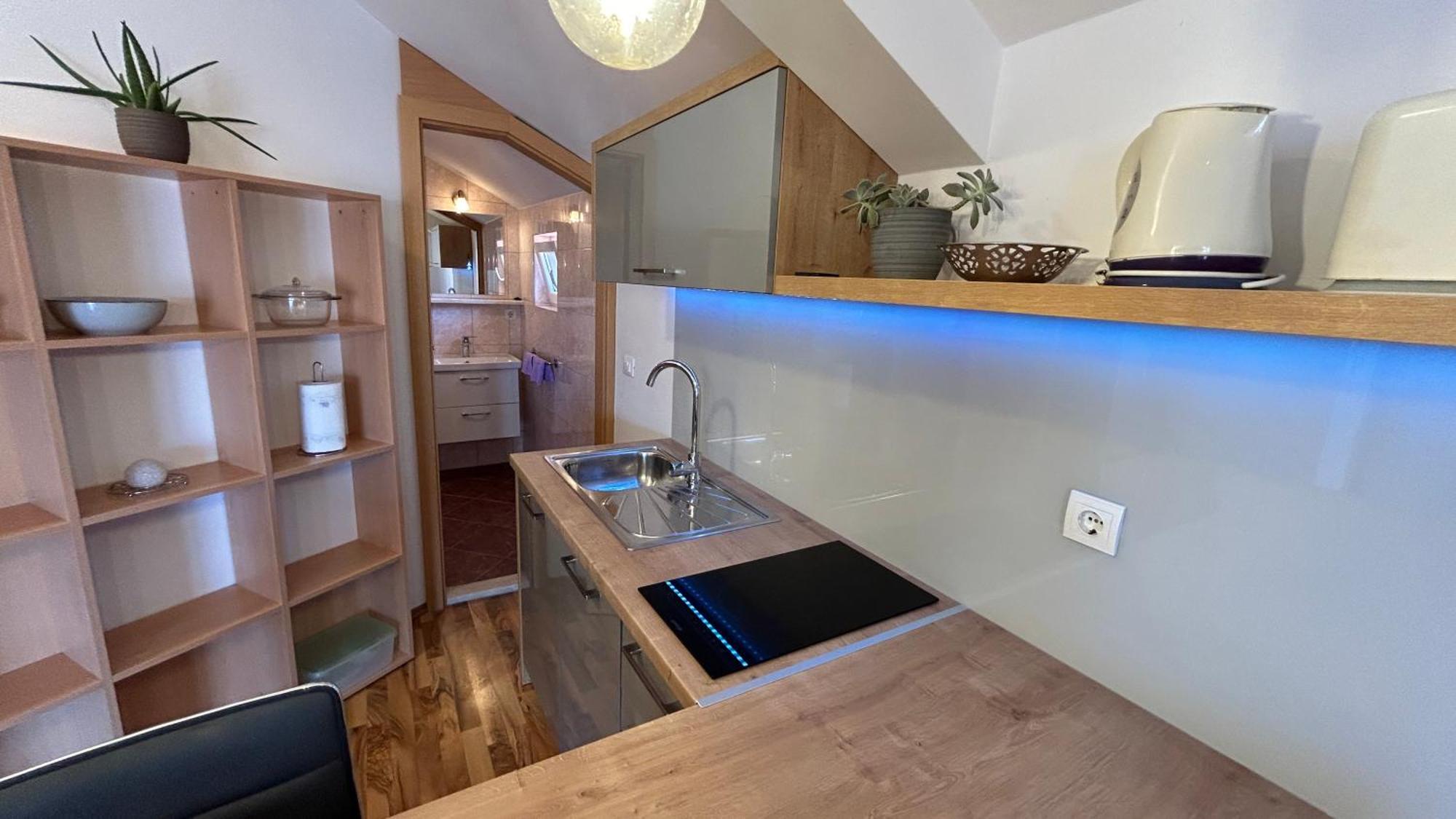 Apartman Senka Подгора Экстерьер фото